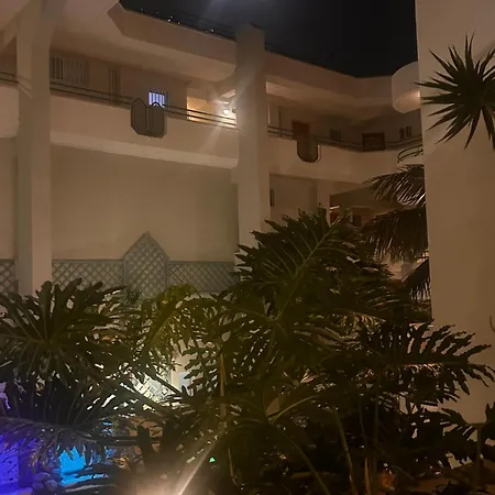 Bayview Altamira Apartment *